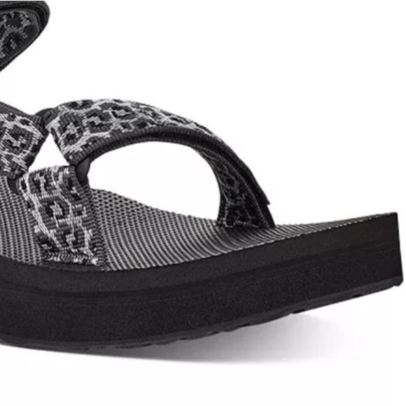 Teva Midform Universal Leopard Print Sandals Womens Size 9 Black - Picture 2 of 8